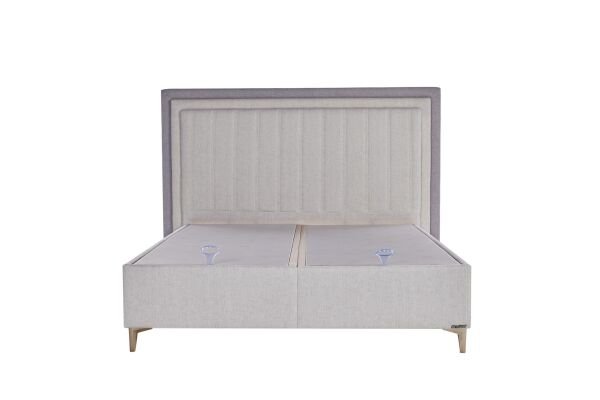 Briella Small Başlık